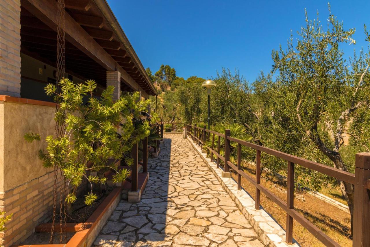 Villa Mapa - Appartamenti Vicino Al Mare Vieste Exterior foto